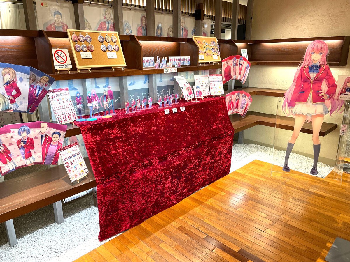 人気キャラが等身大スタンディに!? 「よう実フェスタ in 有楽町マルイ」会場潜入取材レポ