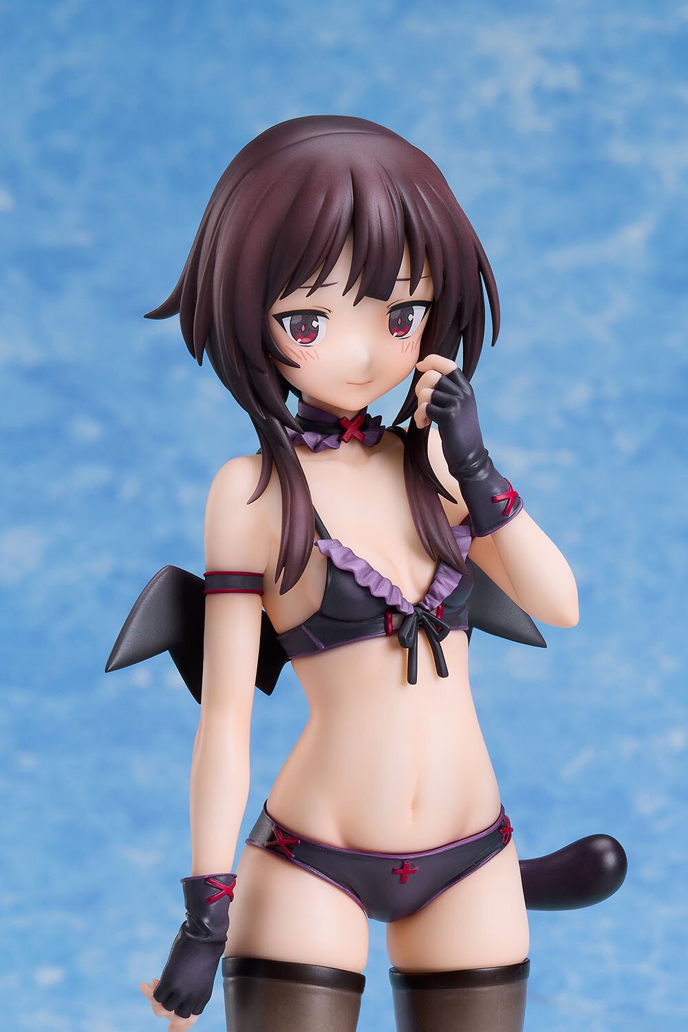 『めぐみん ちょむすけ風水着Ver. 1/7スケールフィギュア』2025年3月15日より予約受付開始!
